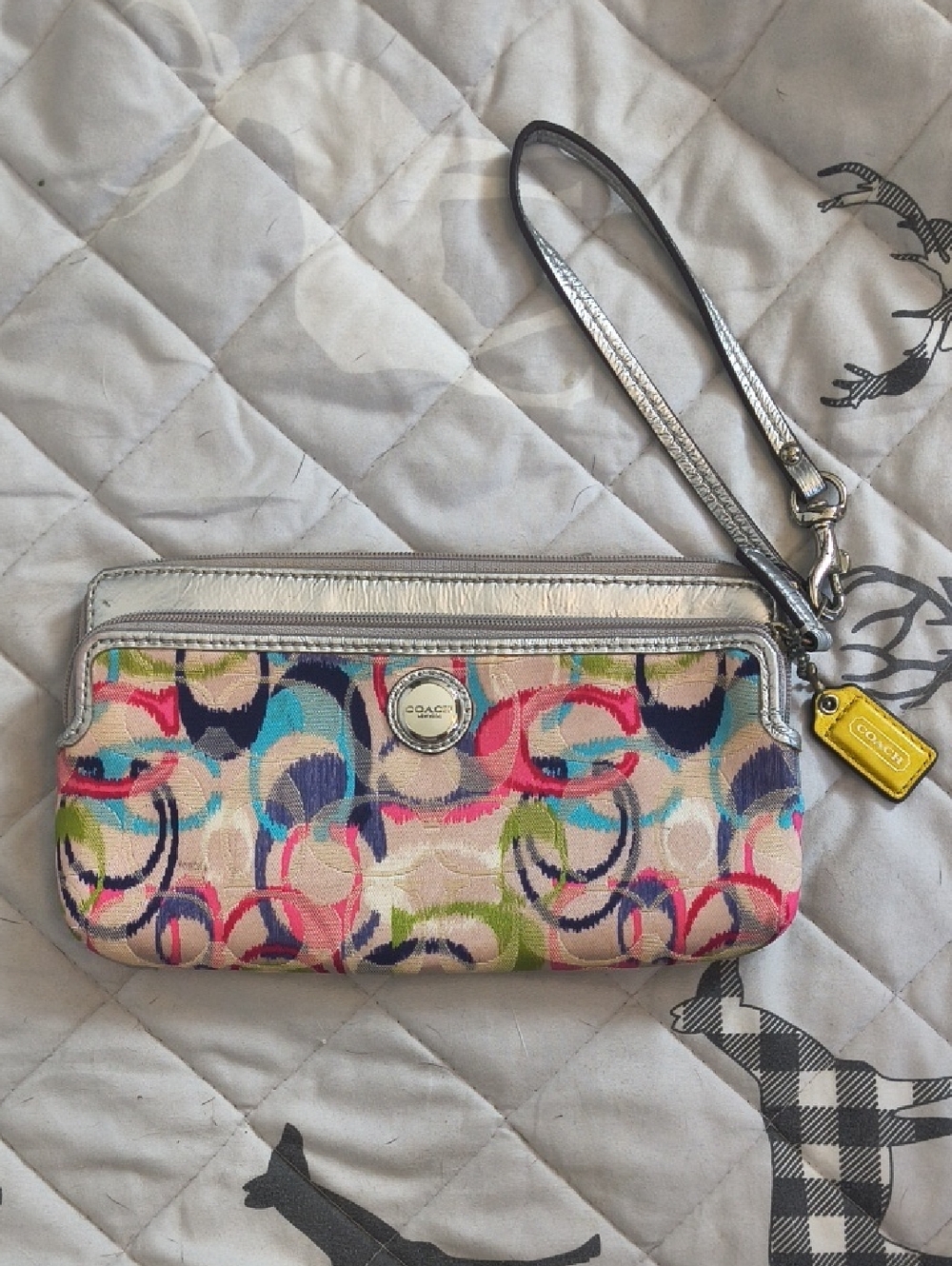 Coach Vintage Multicolor Signature Double Zip Wristlet with Silver Trim
